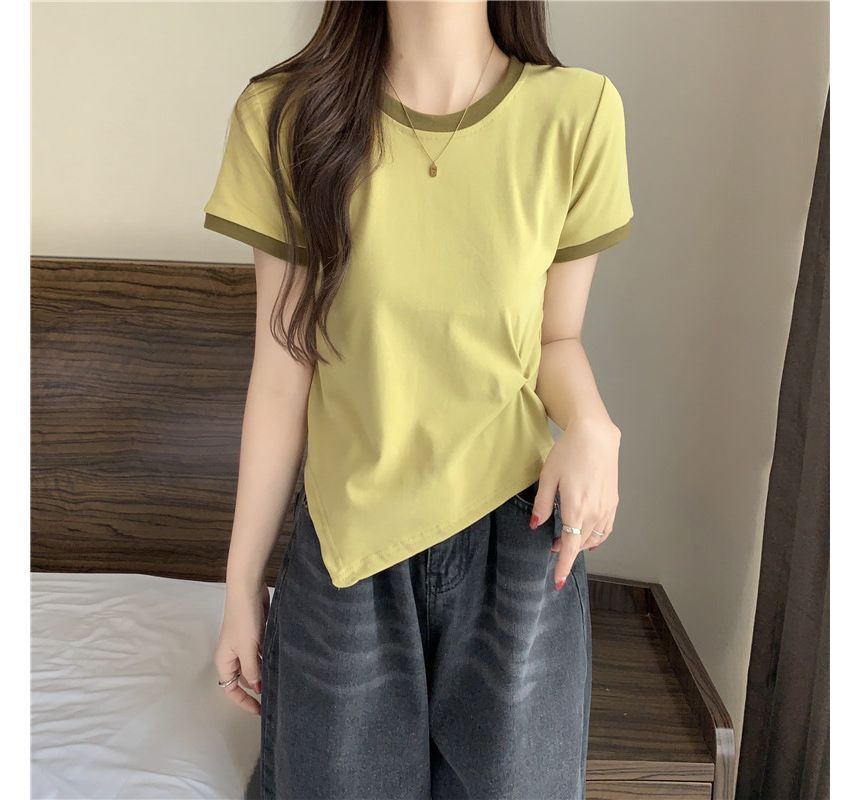 Short-Sleeve Crew Neck Plain Contrast Trim Asymmetrical Tee