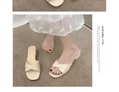 Heel Slide Knot Chunky Sandals