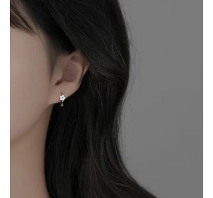 Floral Alloy Huggie Earring