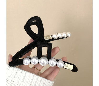 Faux Pearl Flocking Hair Clamp (Various Designs)