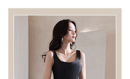 Sleeveless Scoop Neck Plain Bow Back A-Line Evening Gown