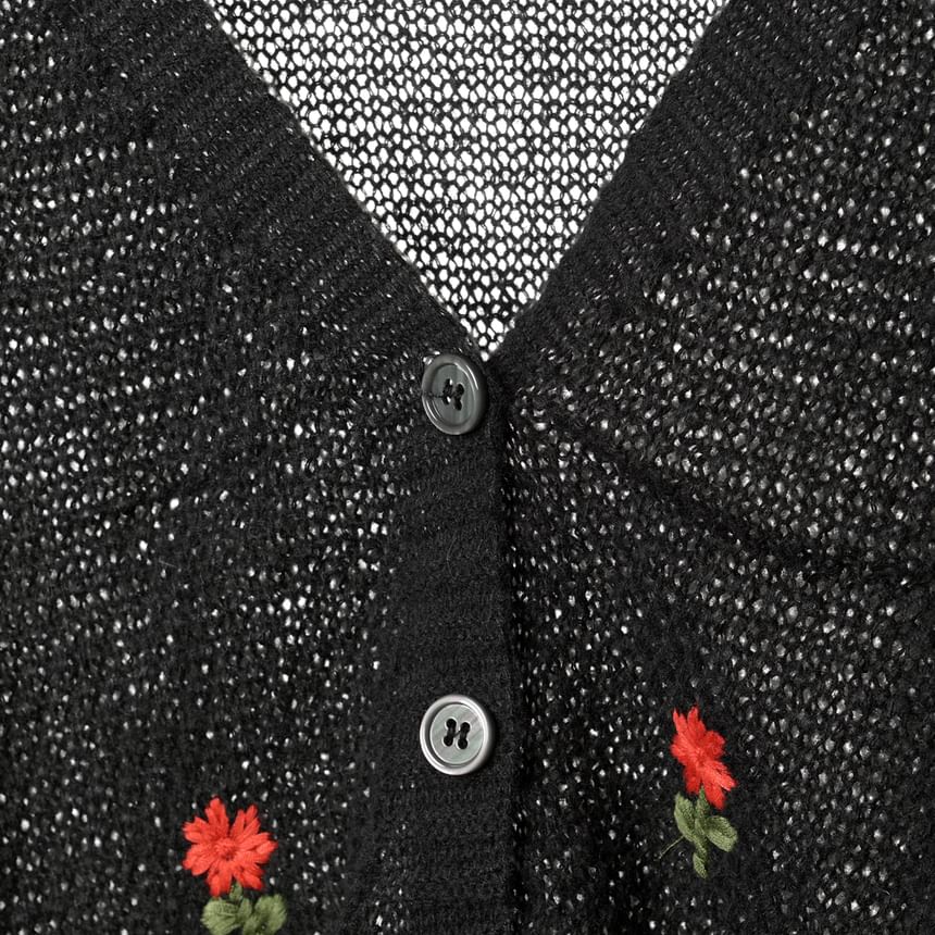 Embroidered + Floral Knit Top Tank Cardigan Neck Crop Set: Square