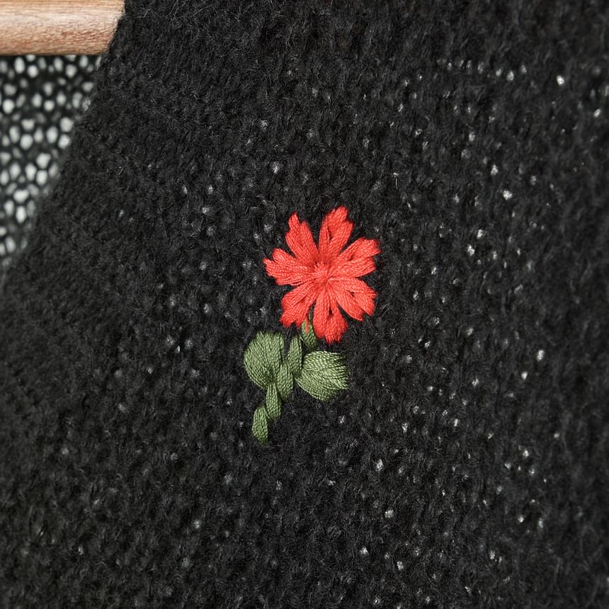 Embroidered + Floral Knit Top Tank Cardigan Neck Crop Set: Square