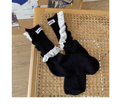 Plain Ruffle Label Applique Socks