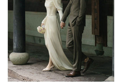 Puff-Sleeve Square Neck Plain Sheath Wedding Gown