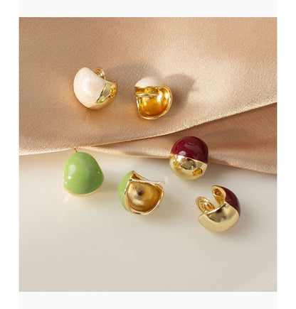 Bead Ear Stud / Clip-On Earring