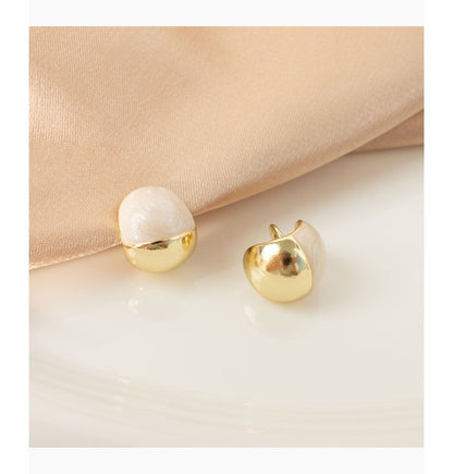 Bead Ear Stud / Clip-On Earring