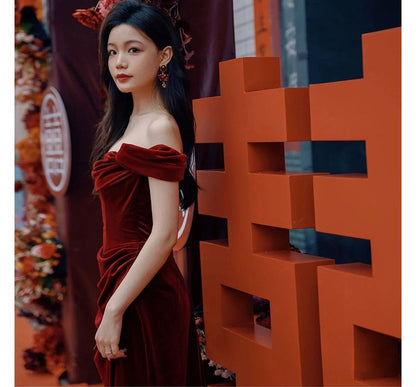 Short-Sleeve Shoulder Off Ruched Slit Velvet Sheath Plain Gown Evening
