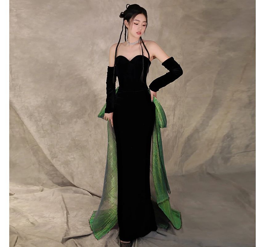 Strapless Bow Back Mermaid Evening Gown