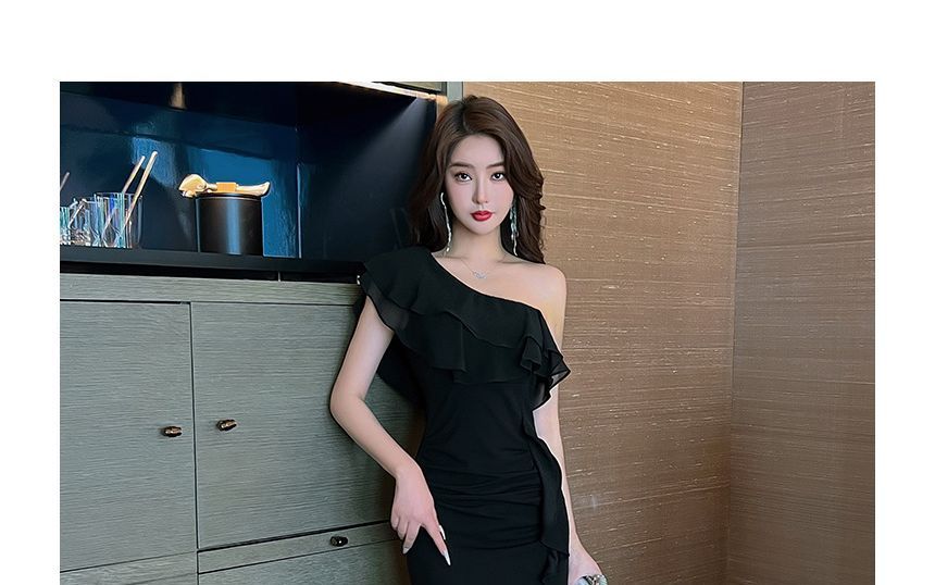 One Shoulder Cap Sleeve Ruffle Slit Sheath Maxi