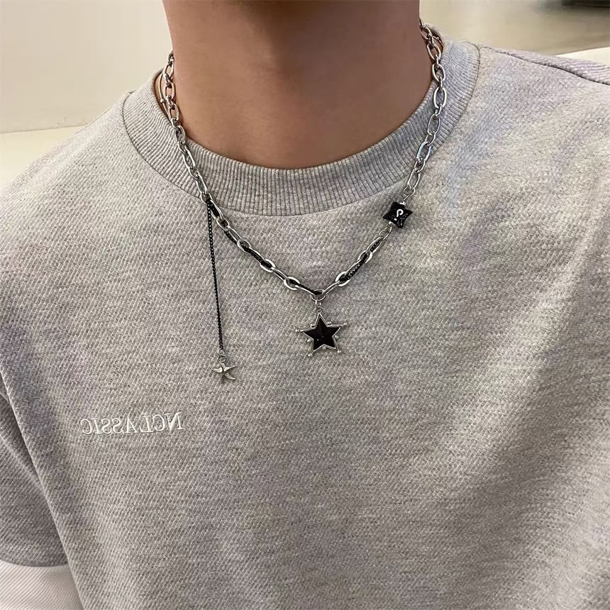 Star Pendant Alloy Choker