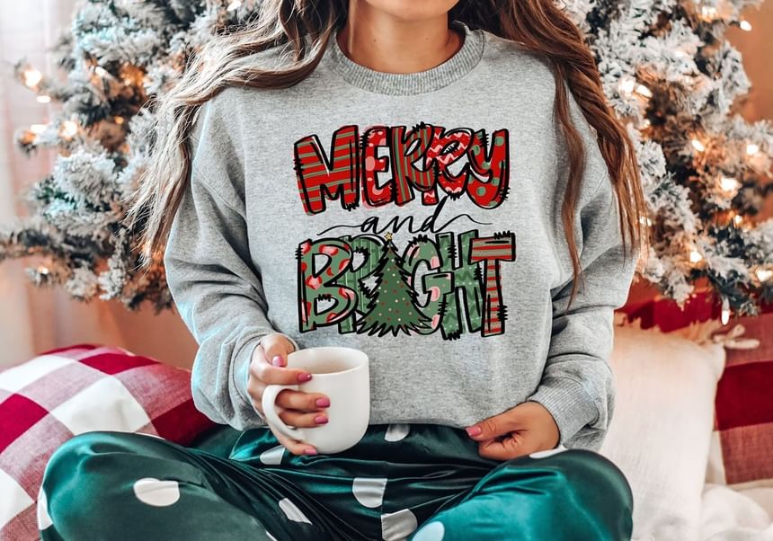 Long-Sleeve Round Neck Christmas Tree Print Pullover