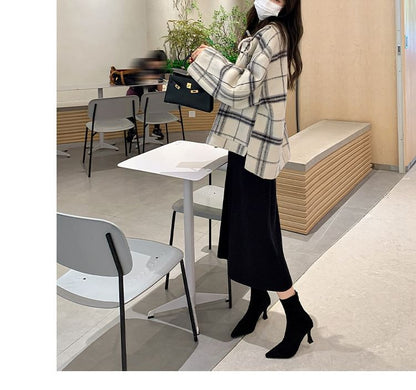 Pointed Kitten Heel Boots