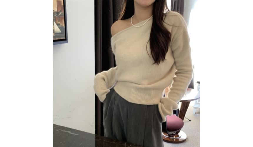 One-Shoulder Plain Sweater