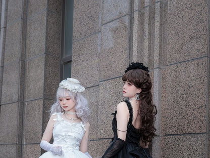 Spaghettiträger, V-Ausschnitt, Rüschenbesatz, gestuftes A-Linien-Kleid / Handschuhe / Set