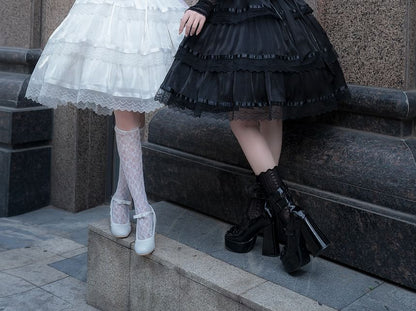 Spaghettiträger, V-Ausschnitt, Rüschenbesatz, gestuftes A-Linien-Kleid / Handschuhe / Set