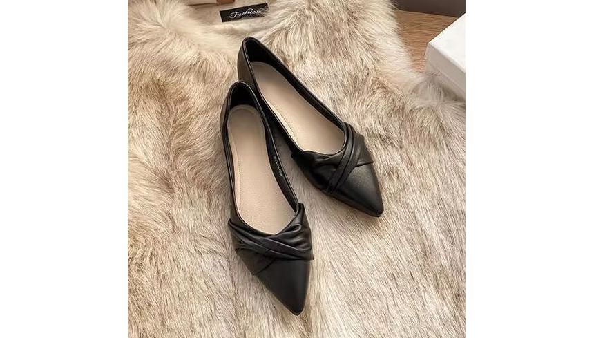 Pointed Flats