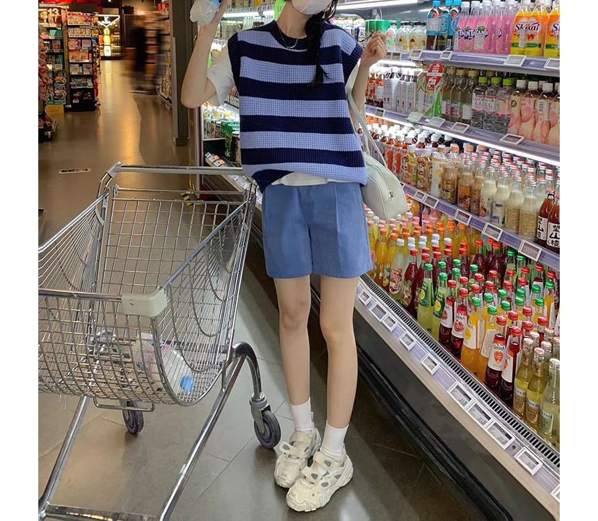 Striped Vest Sleeveless Neck Round Knit