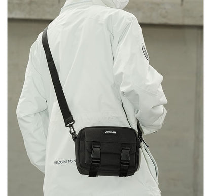 Sac bandoulière zippé avec lettrage