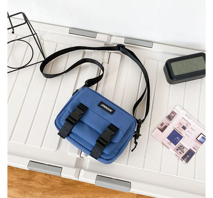 Sac bandoulière zippé avec lettrage