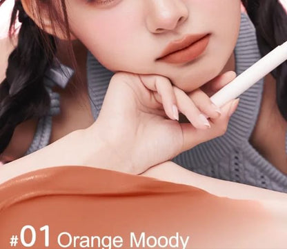 Crème pour les lèvres coussinée et chaude