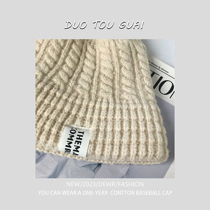 Lettering Applique Knit Bucket Hat