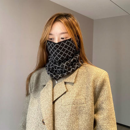 Diamond Print Multi-Way Knit Scarf / Beanie