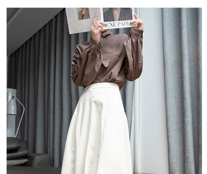 Square Toe Crocodile Grain Pumps