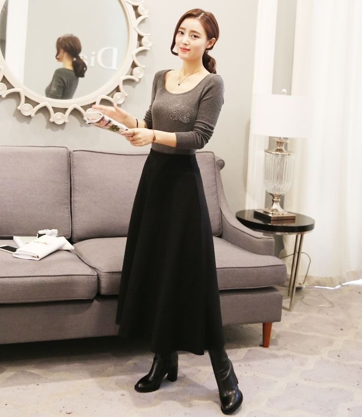 Classic High-Rise Midi A-Line Skirt