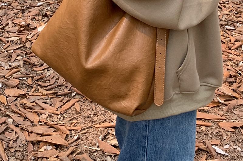 Faux Leather Plain Crossbody Bucket Bag