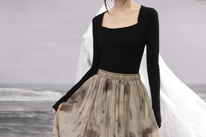 Queen Anne Neckline Print Long Sleeve A-Line Maxi