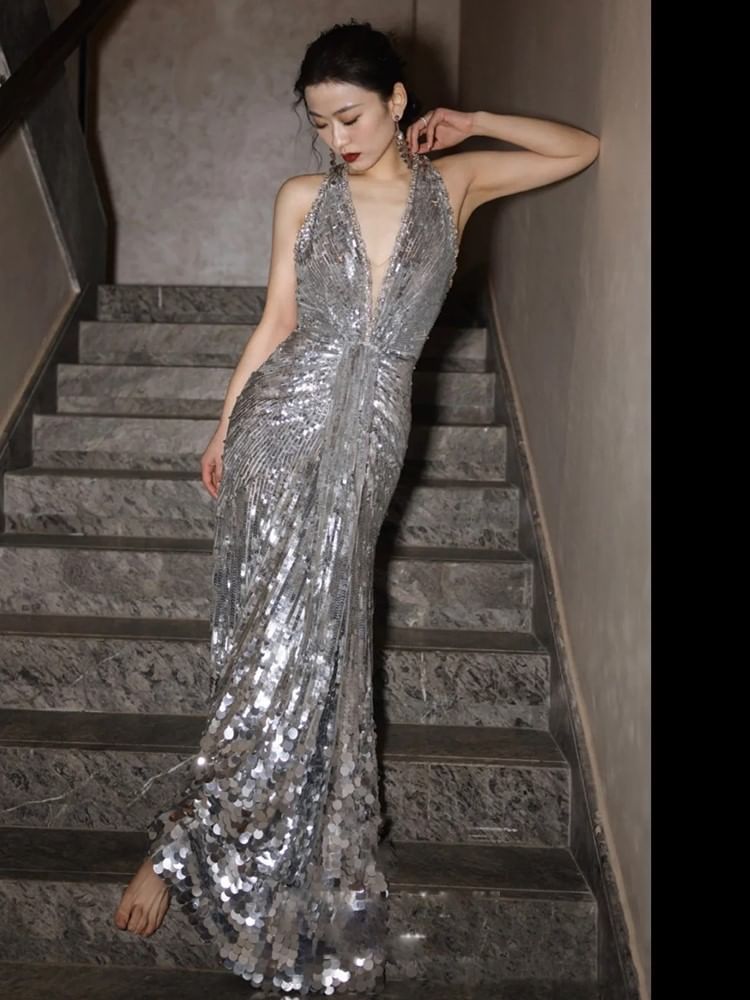 Sleeveless V-Neck Sequined Shirred Mermaid Evening Gown