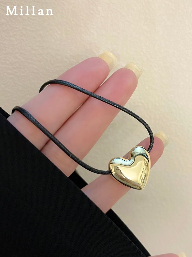 Heart Cord Choker