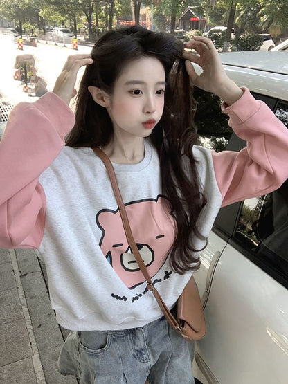 Long-Sleeve Crew Neck Bear Print Paneled Sweatshirt