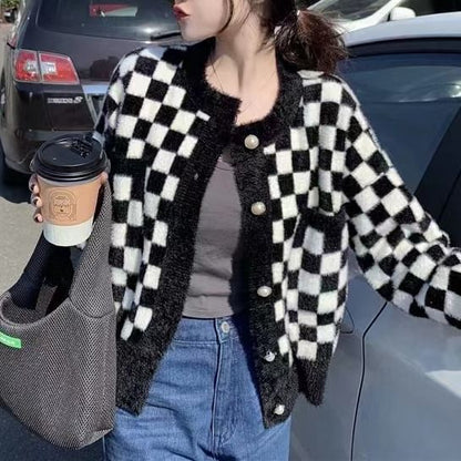 Crew Neck Checkerboard Cardigan
