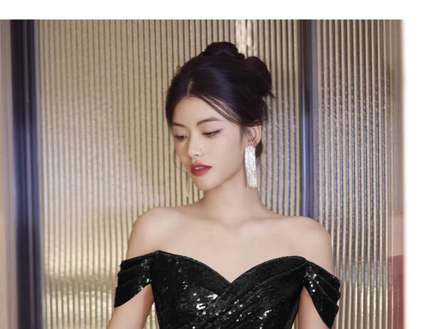 Slit Plain Off-Shoulder Ruched Gown Mermaid Evening Trained Sequin
