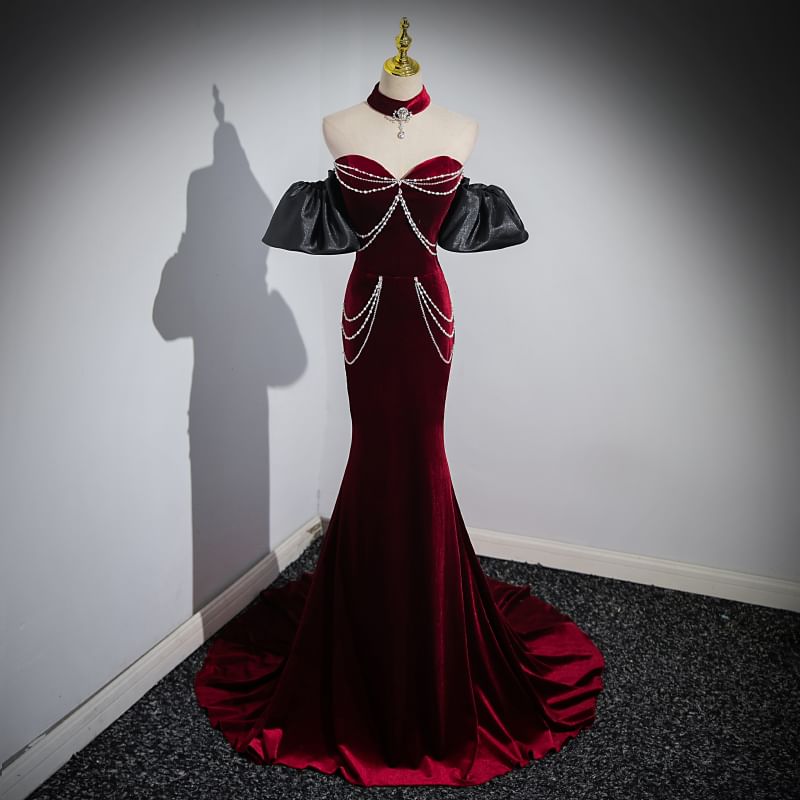 Sweetheart Evening Gown Sheath Trained Chained Neckline Off Shoulder