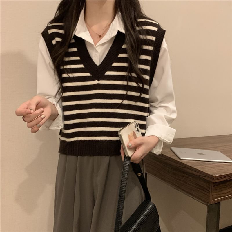 Vest V-Neck Striped Knit