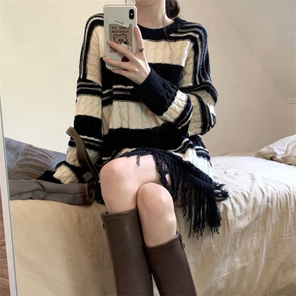 Sweater Loose-Fit Frayed Striped