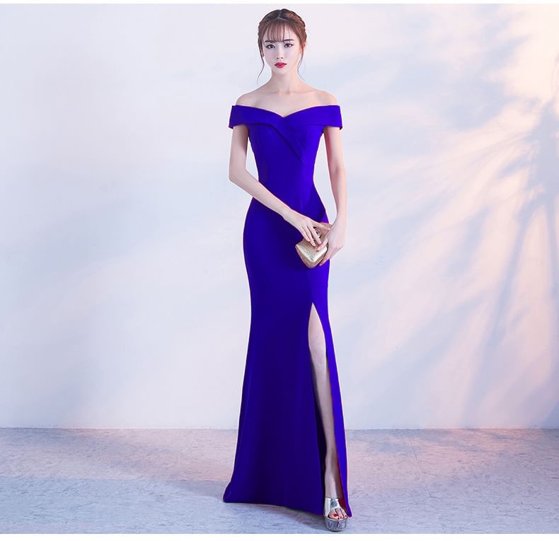 Plain Gown Mermaid Side-Slit Off-Shoulder Evening