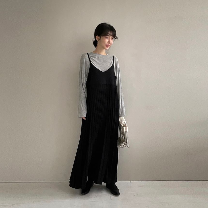 V-Neck Pleated A-Line Maxi with Thin Straps