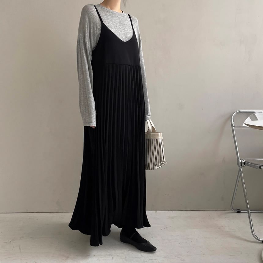 V-Neck Pleated A-Line Maxi with Thin Straps