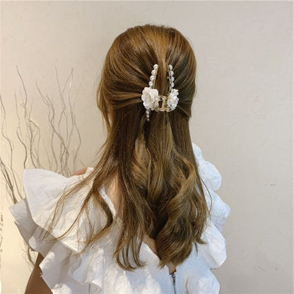 Acrylic Clamp Pearl Floral Hair Faux