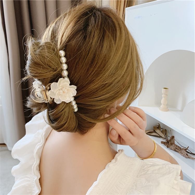 Acrylic Clamp Pearl Floral Hair Faux