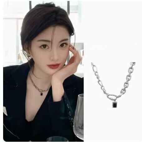 Choker Alloy Rectangle Chunky Pendant