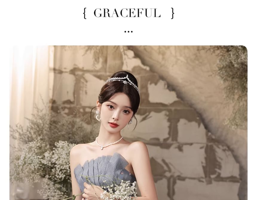 Butterfly Patterned Pleated Panel Mesh A-Line Tube Evening Gown