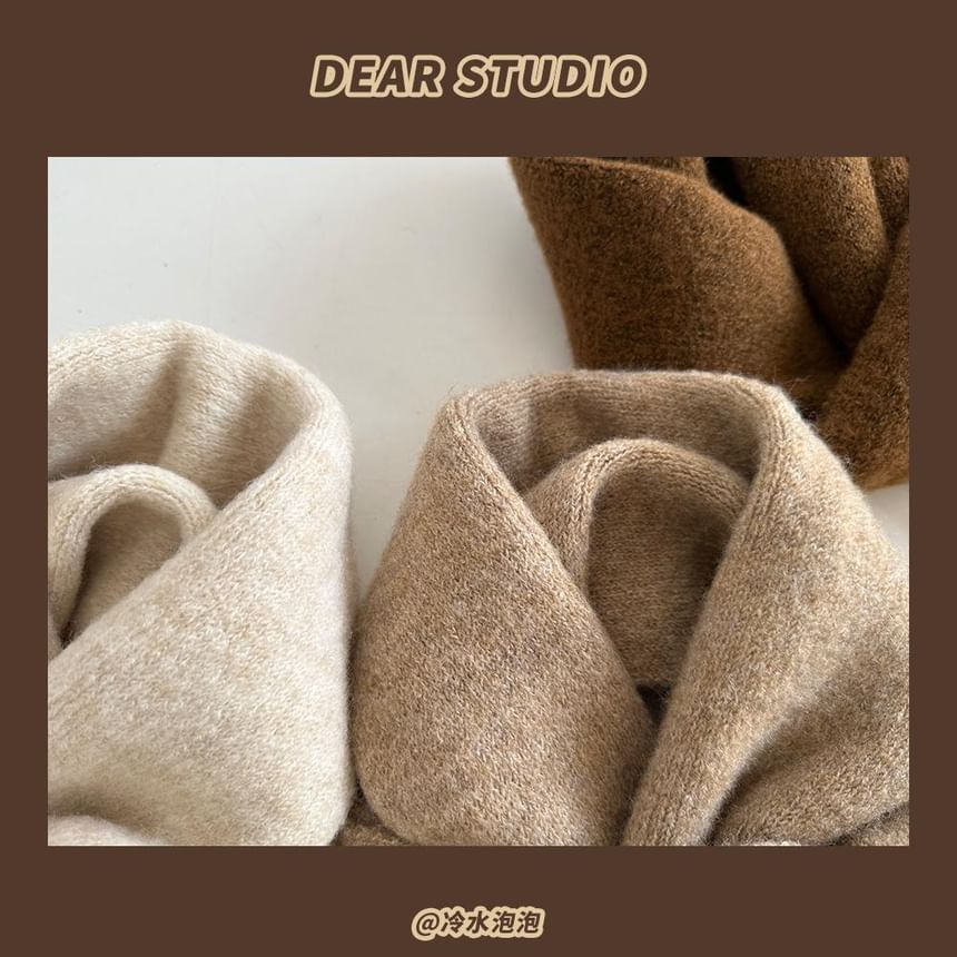 Embroidered Lettering Knit Scarf