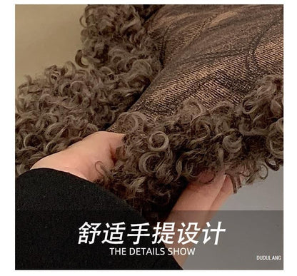 Fluffy Trim Star Tote Bag