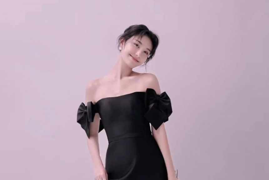 Off Shoulder Plain Sheath Evening Gown