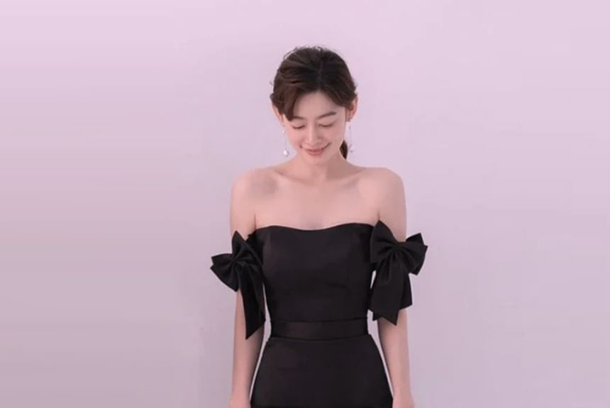Off Shoulder Plain Sheath Evening Gown